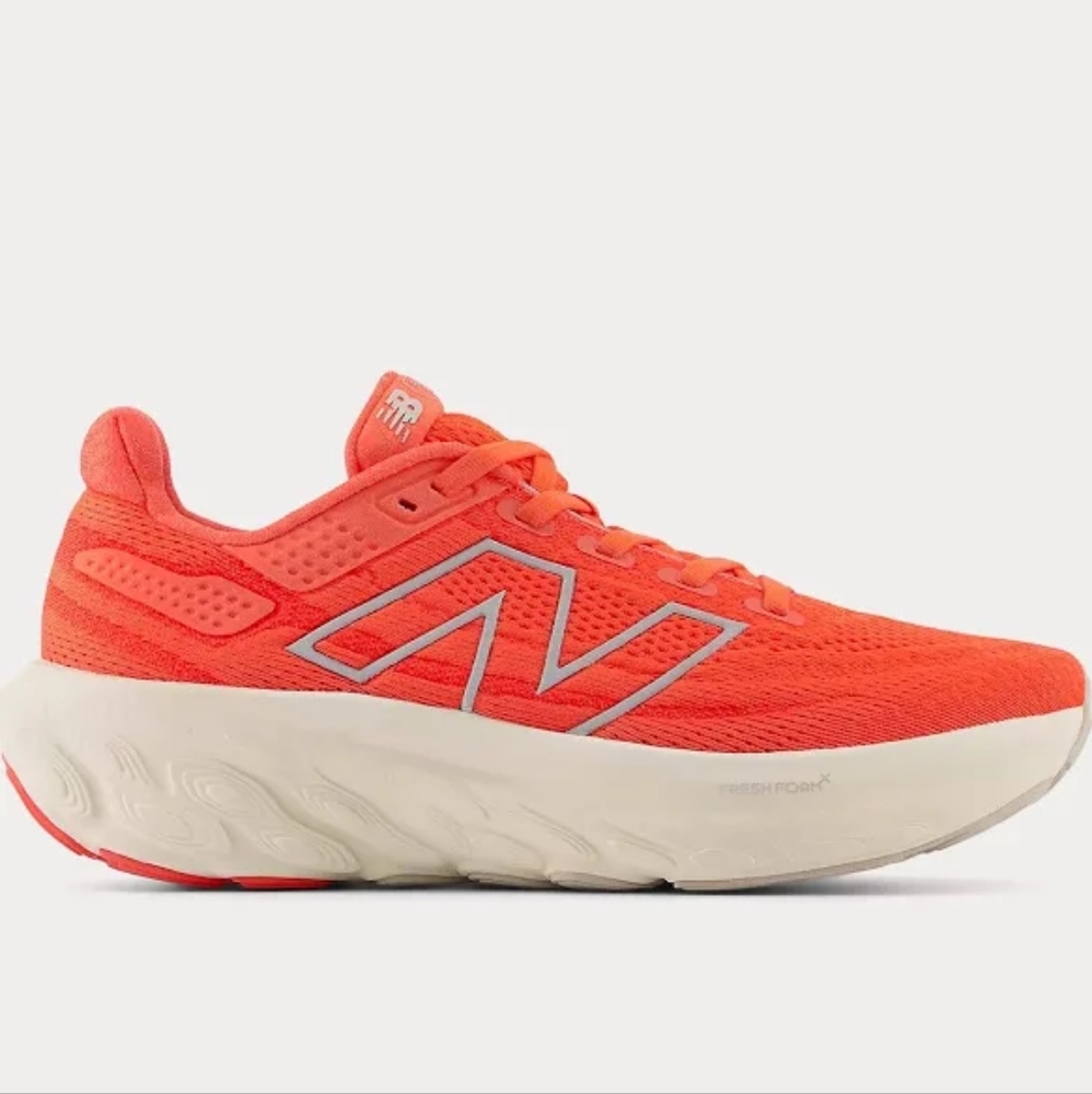 New Balance Fresh Foam 1080 V13 Women's Red. Brand New
